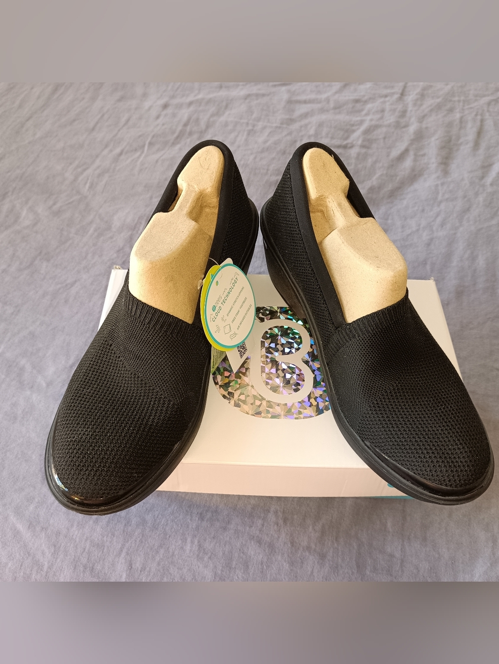 BZees Women's Pumps BLACK - Black Knit Tiramisu Pump - Women NWT